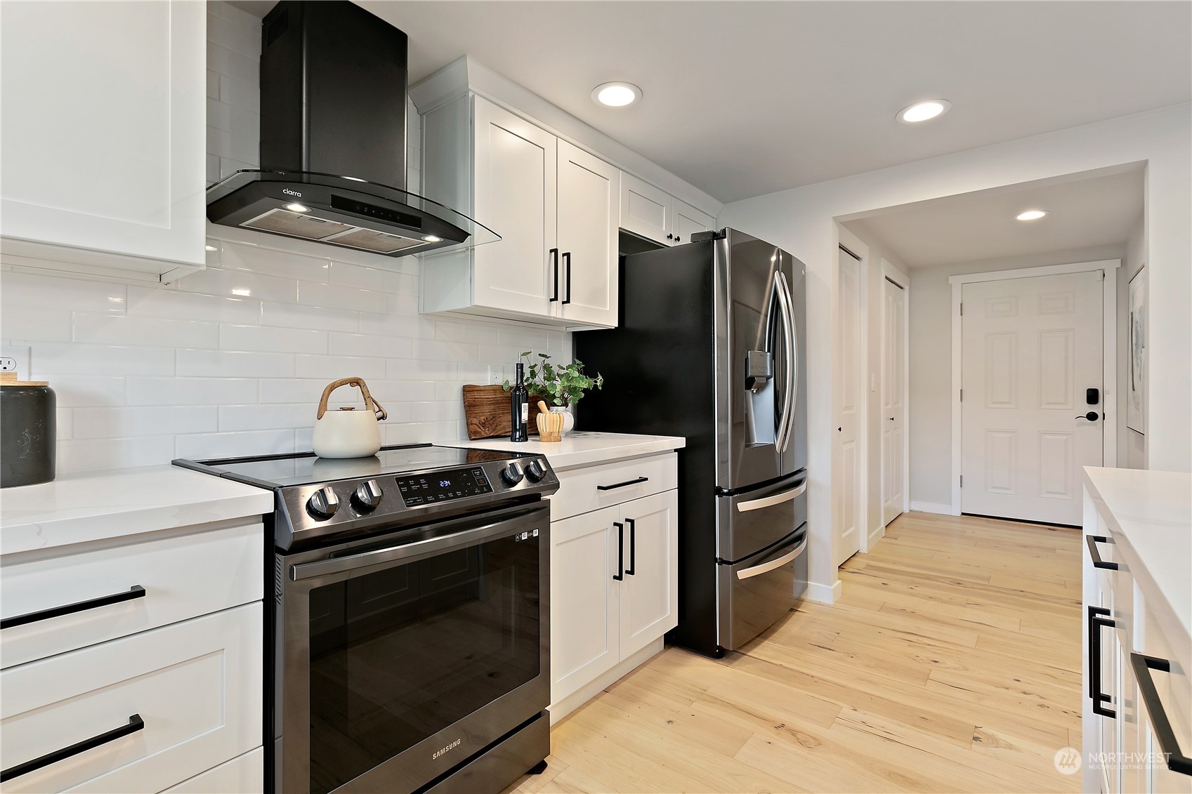 305 NE 170th Street