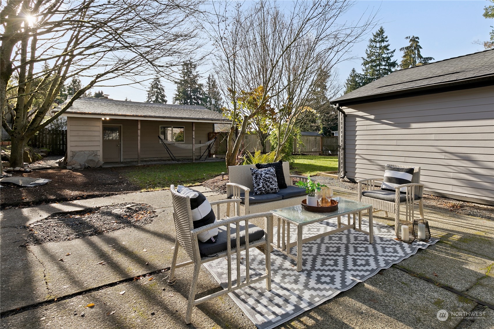 305 NE 170th Street