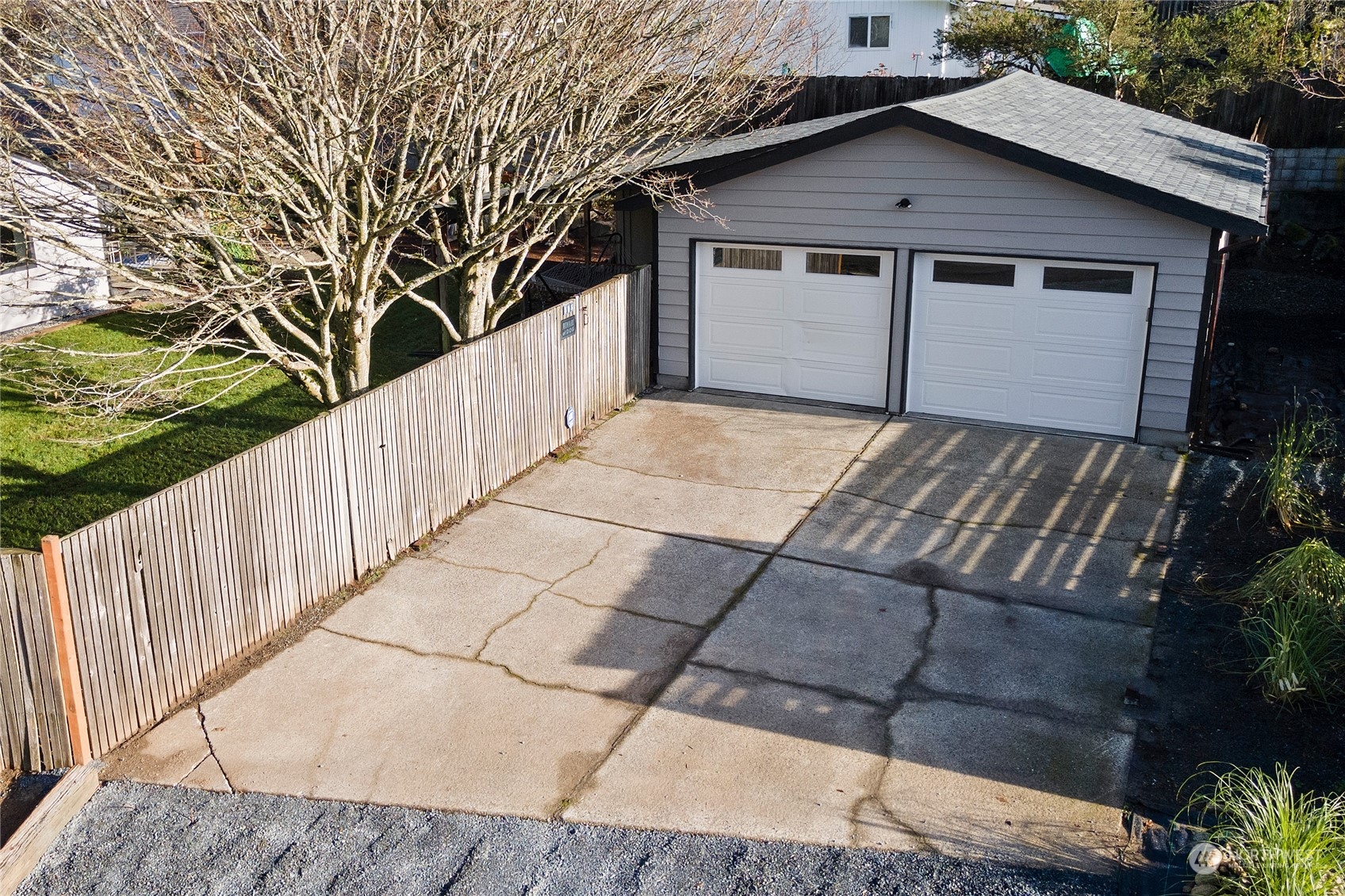 305 NE 170th Street
