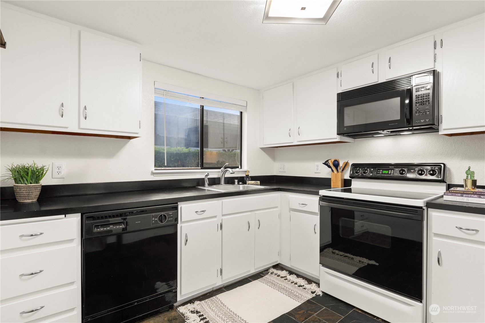 14303 124th Street NE Unit: B14