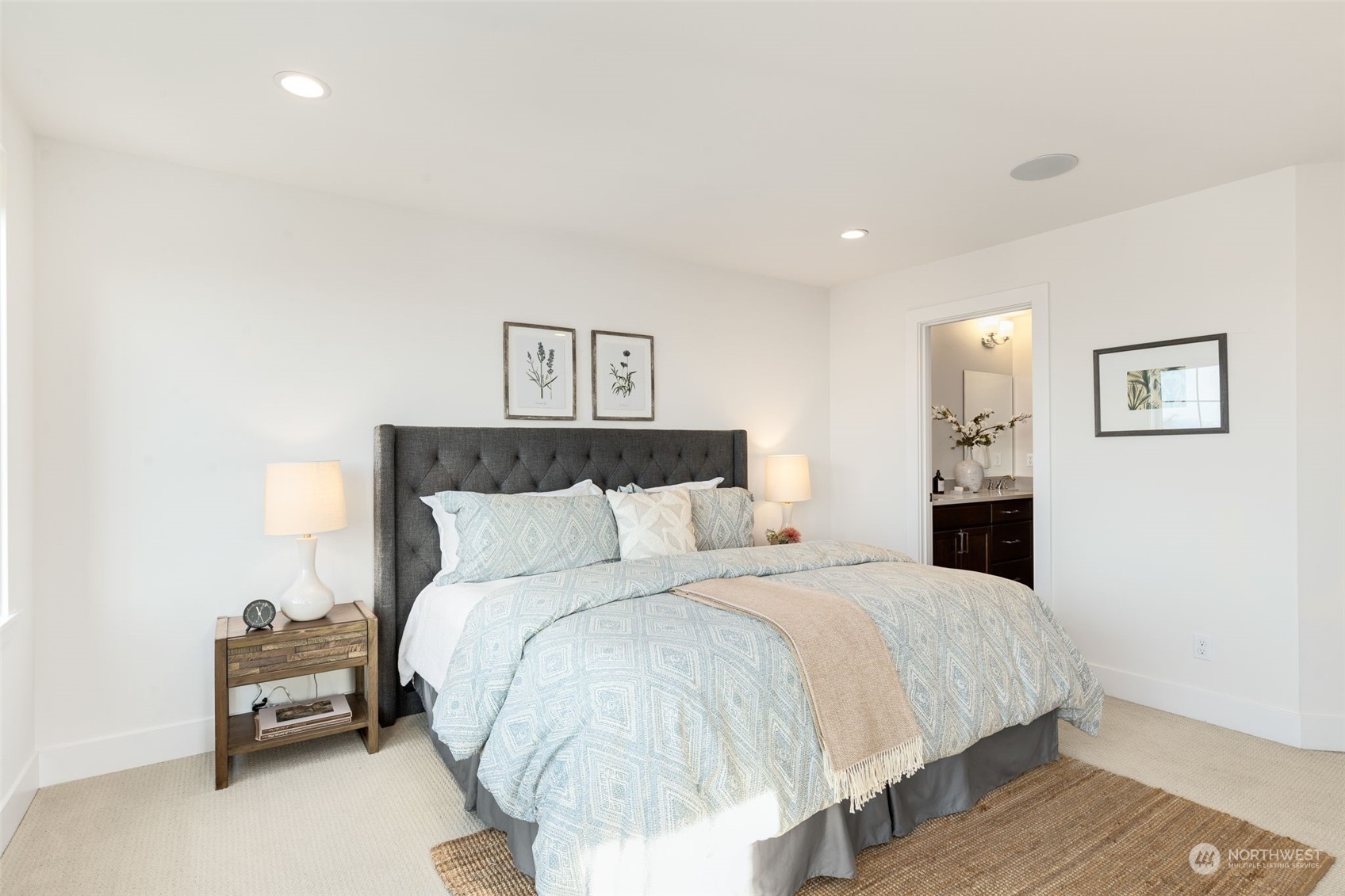 927 W McGraw Street Unit: 38