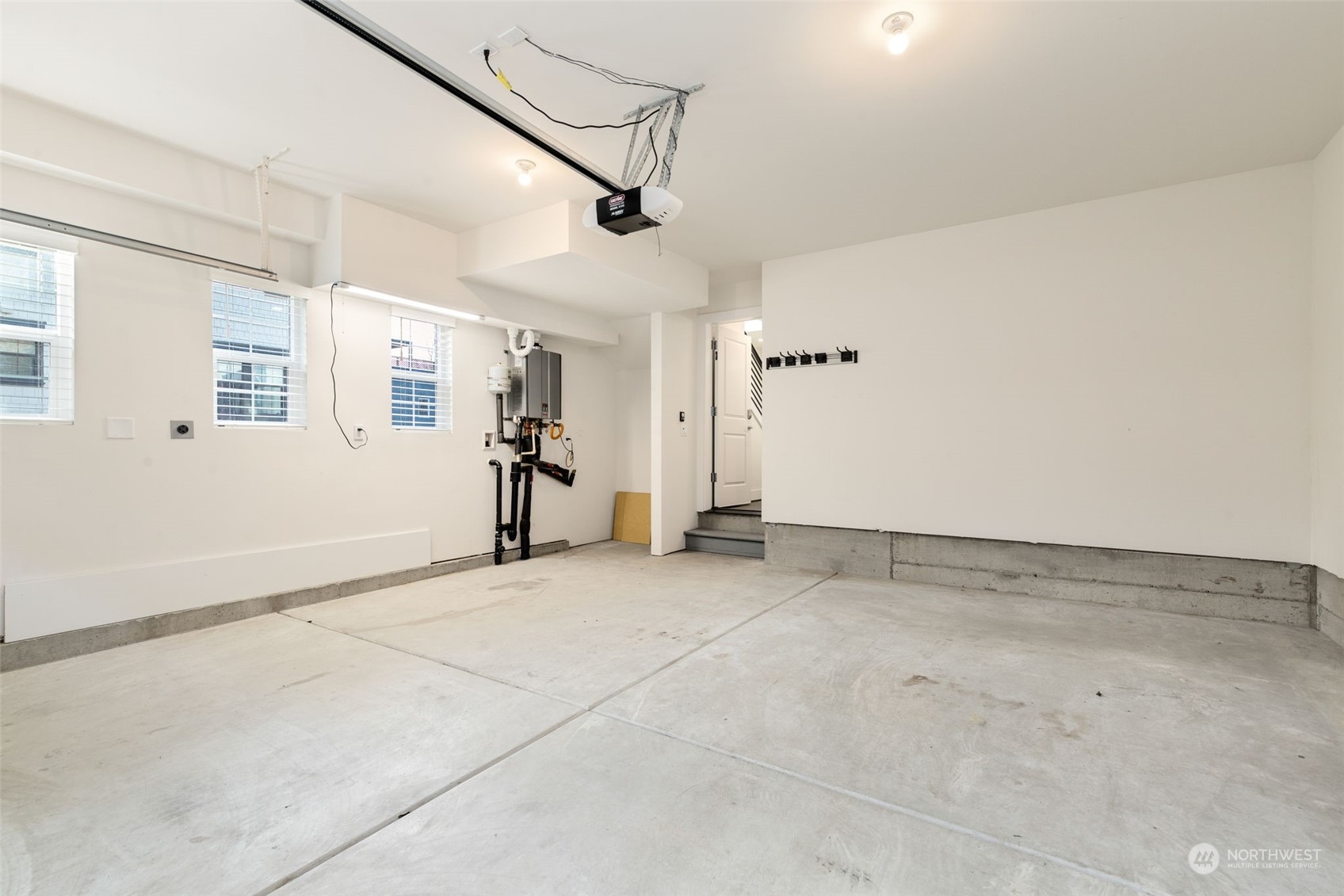 927 W McGraw Street Unit: 38