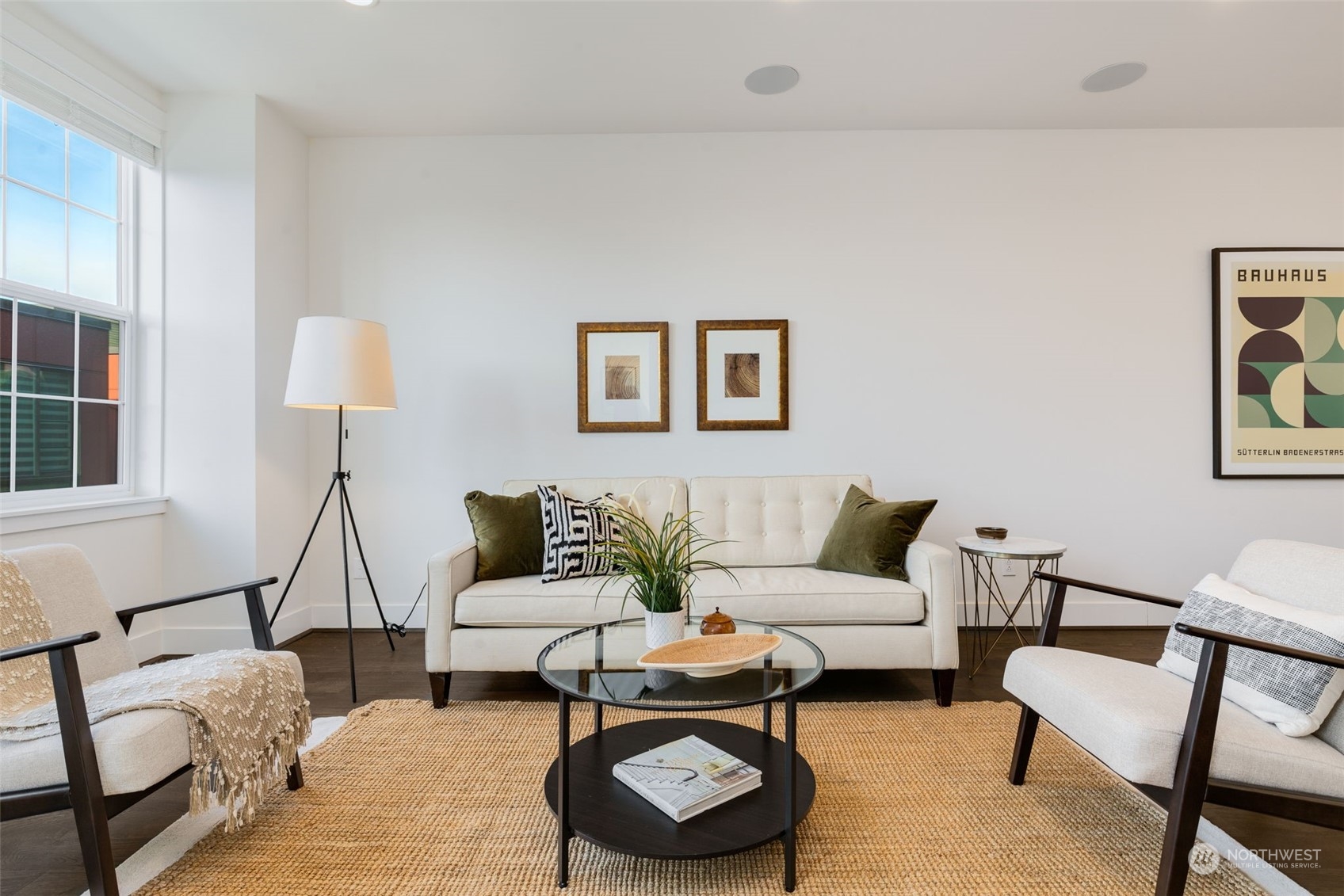 927 W McGraw Street Unit: 38