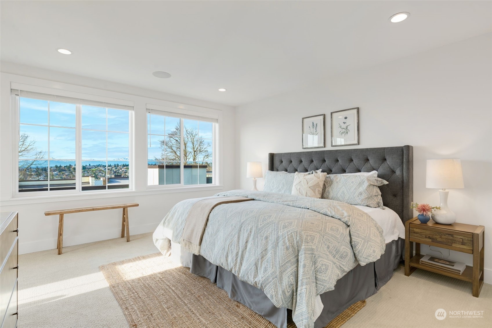927 W McGraw Street Unit: 38
