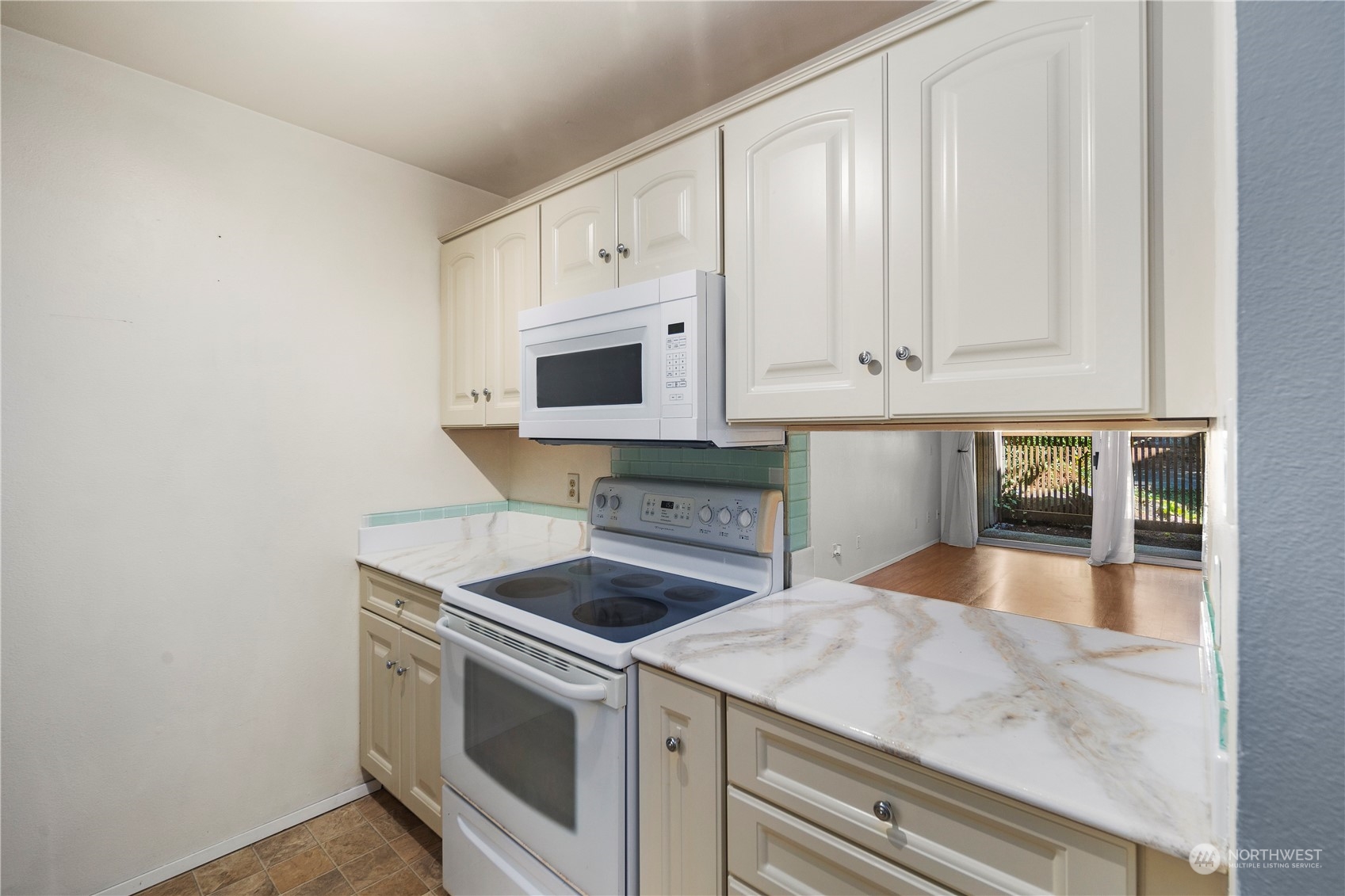 4801 180th Street SW Unit: B101