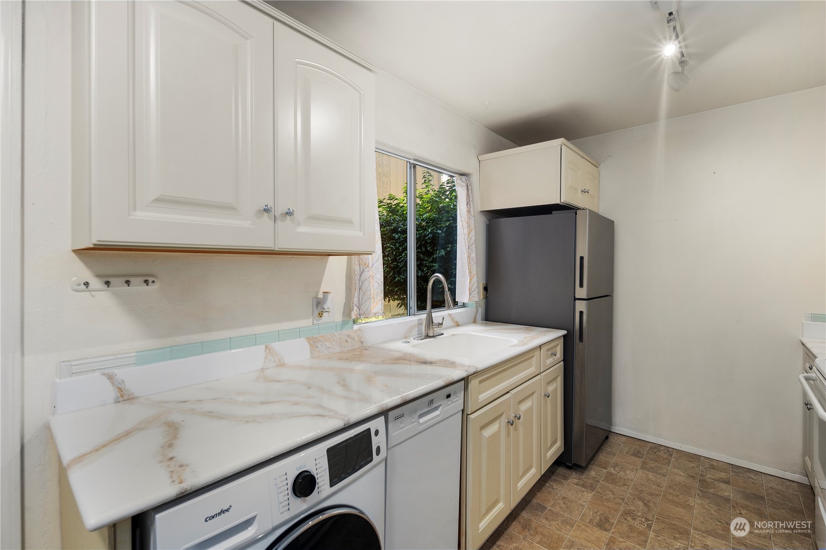 4801 180th Street SW Unit: B101