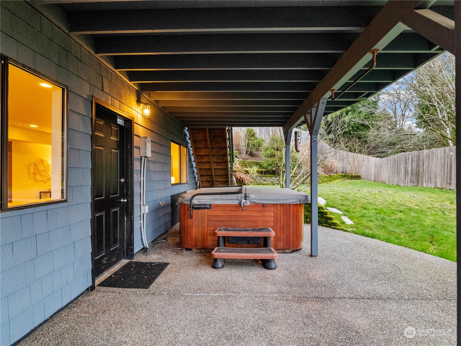 322 S 104th Street
