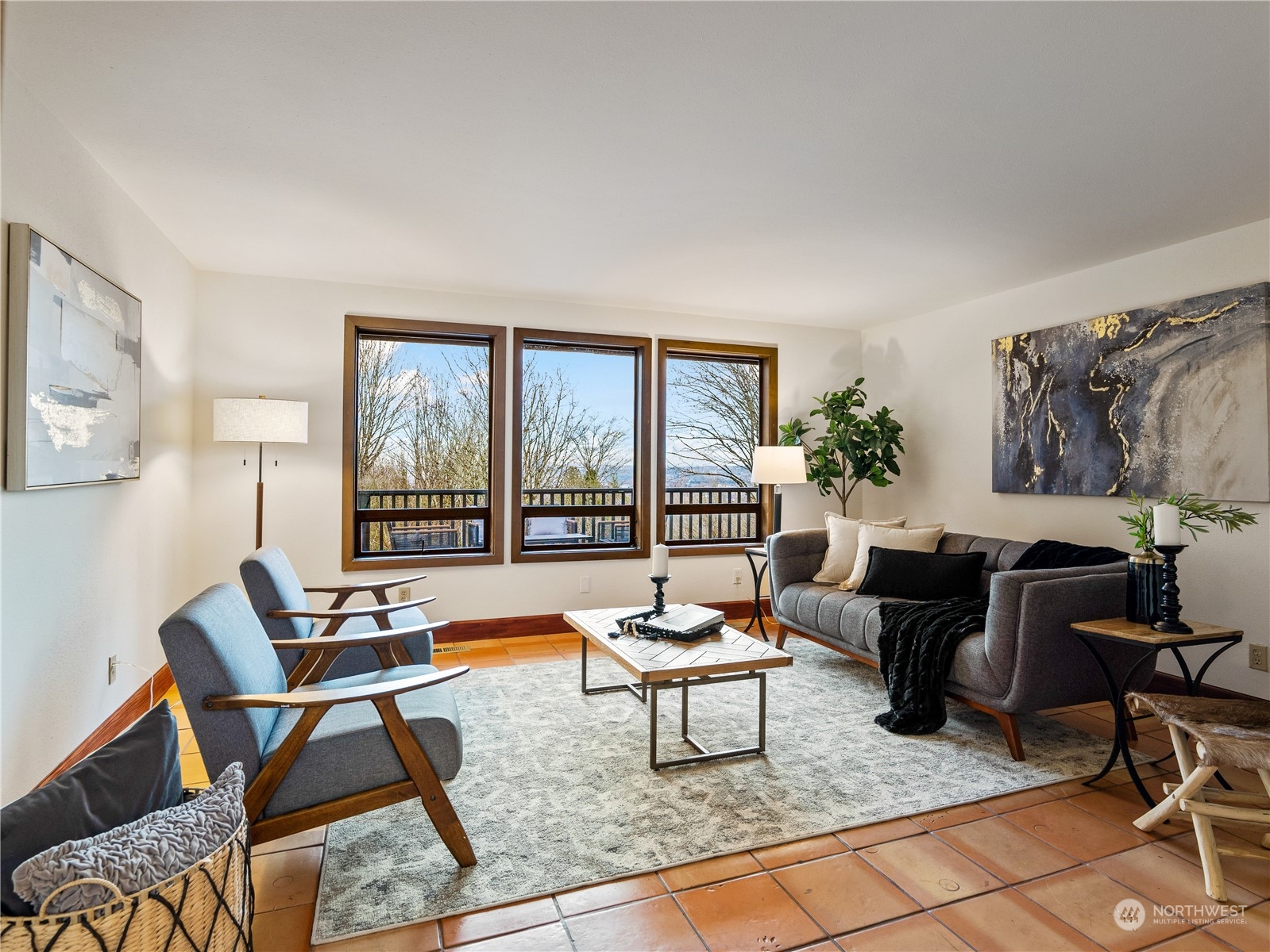 322 S 104th Street