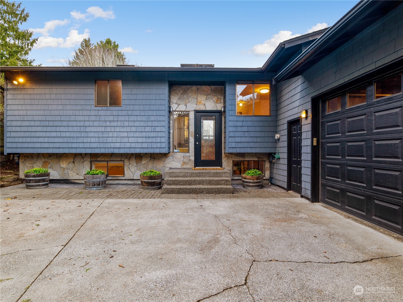 322 S 104th Street