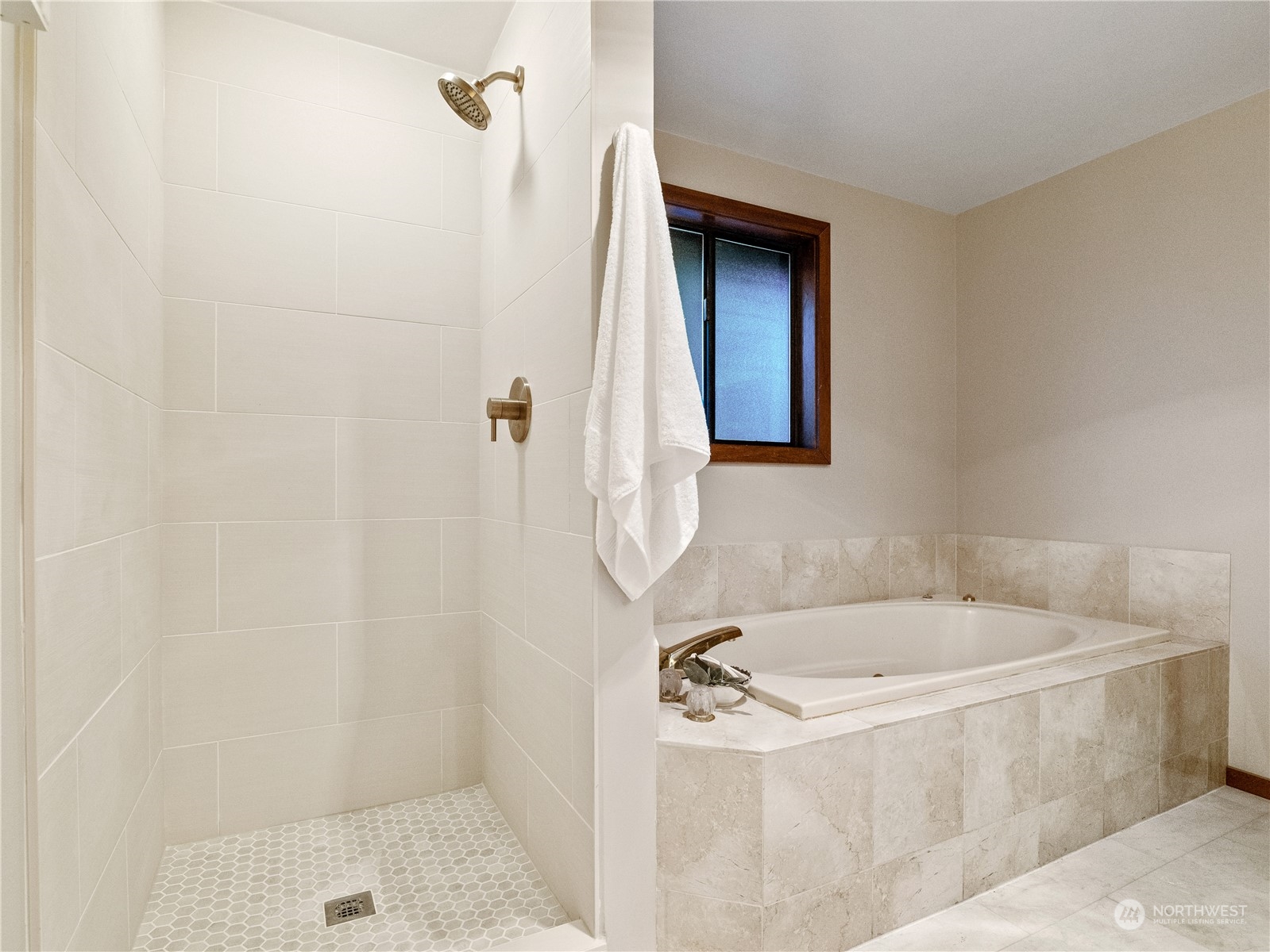 322 S 104th Street