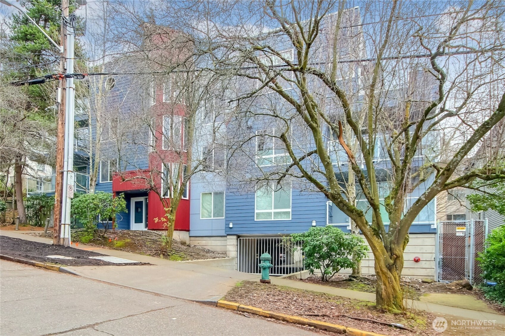 3658 Dayton Avenue N Unit: 202