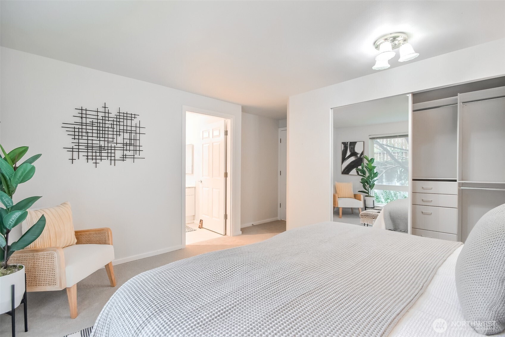 3658 Dayton Avenue N Unit: 202