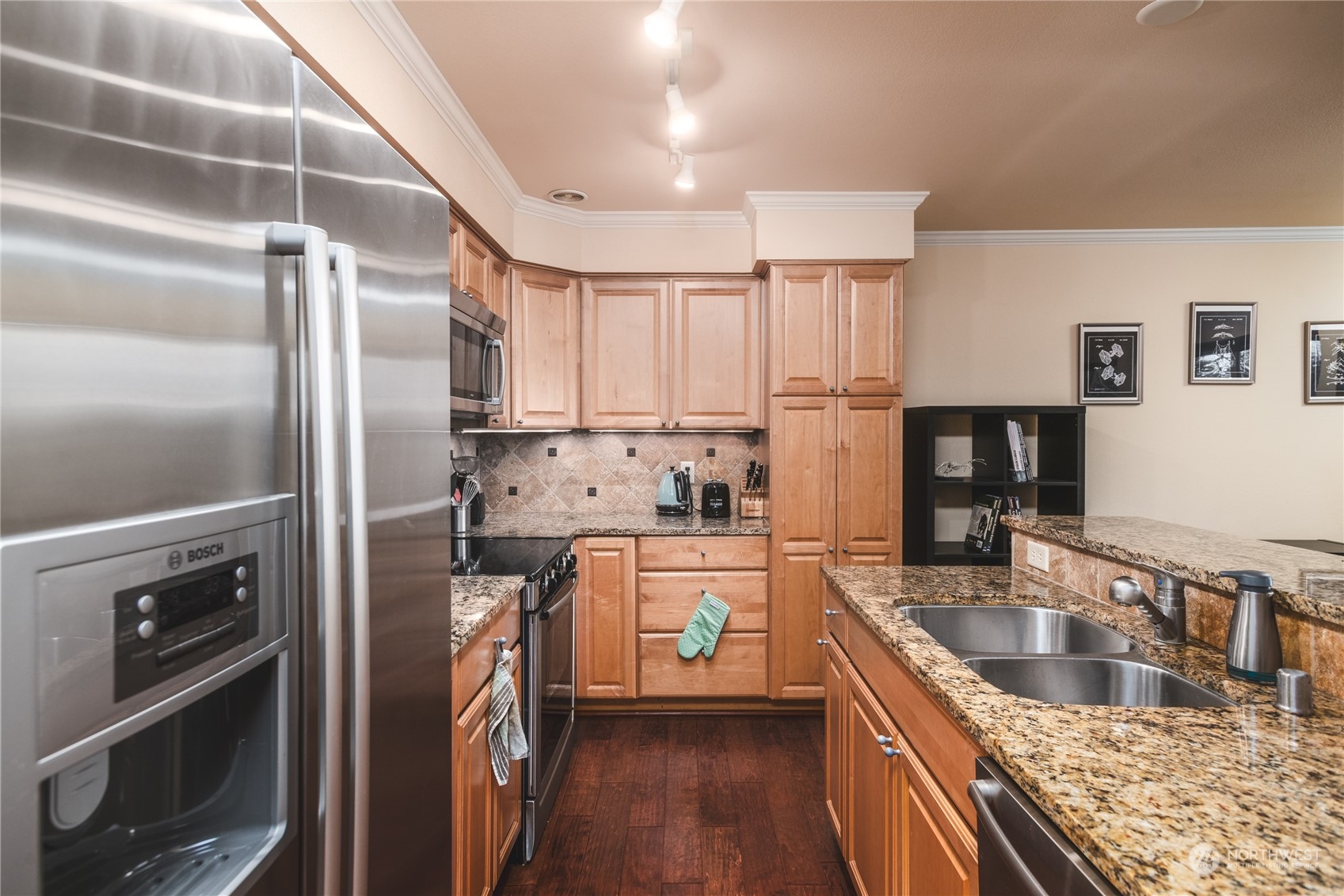4310 Blue Heron Circle Unit: 205