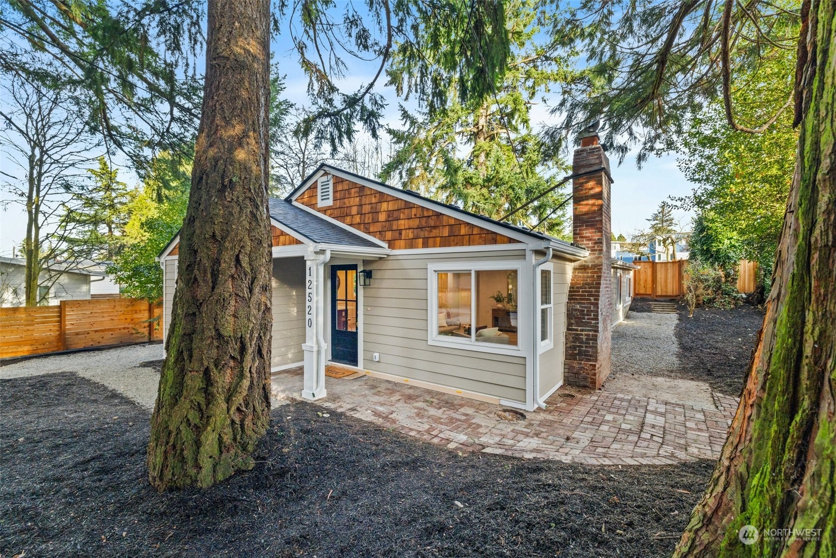 12520 14th Avenue NE