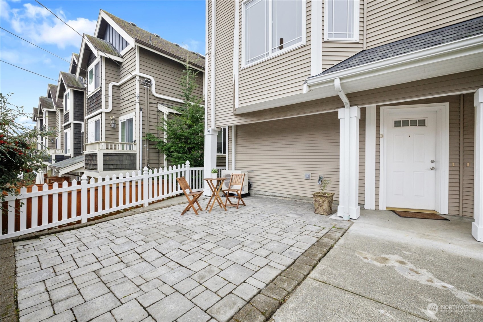 6759 24th Ave NW Unit: D