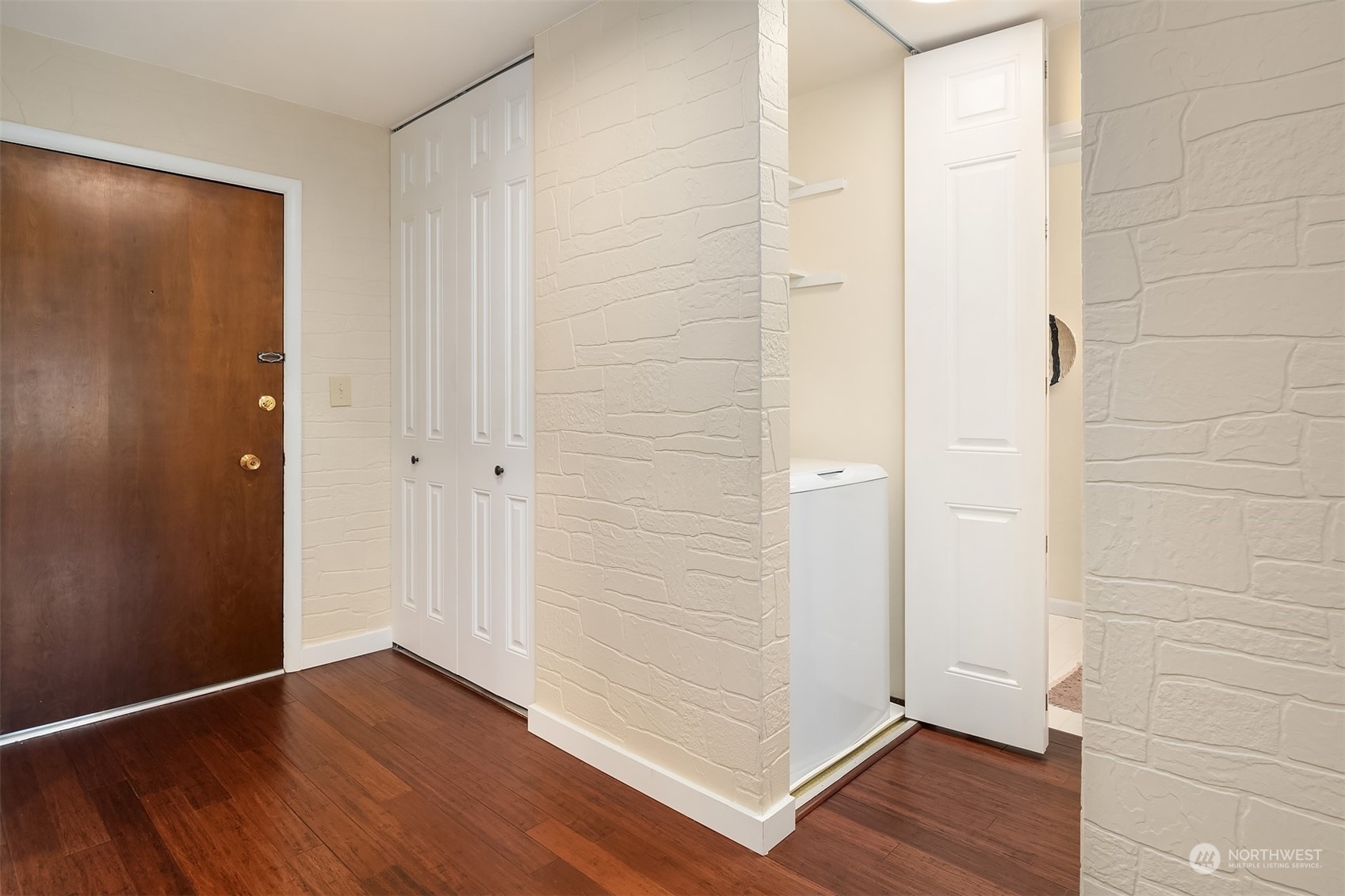 2858 32nd Avenue W Unit: 203