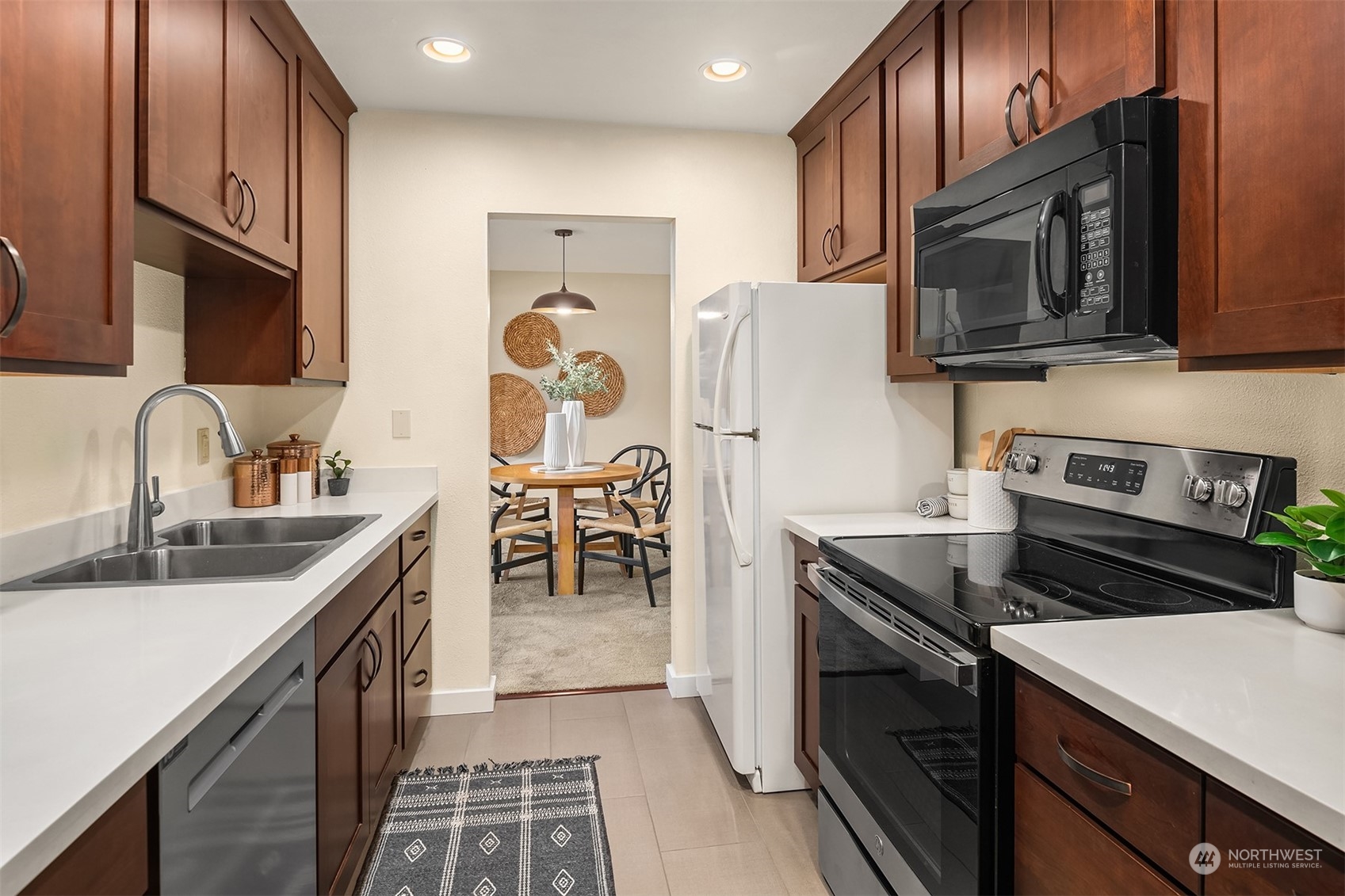 2858 32nd Avenue W Unit: 203