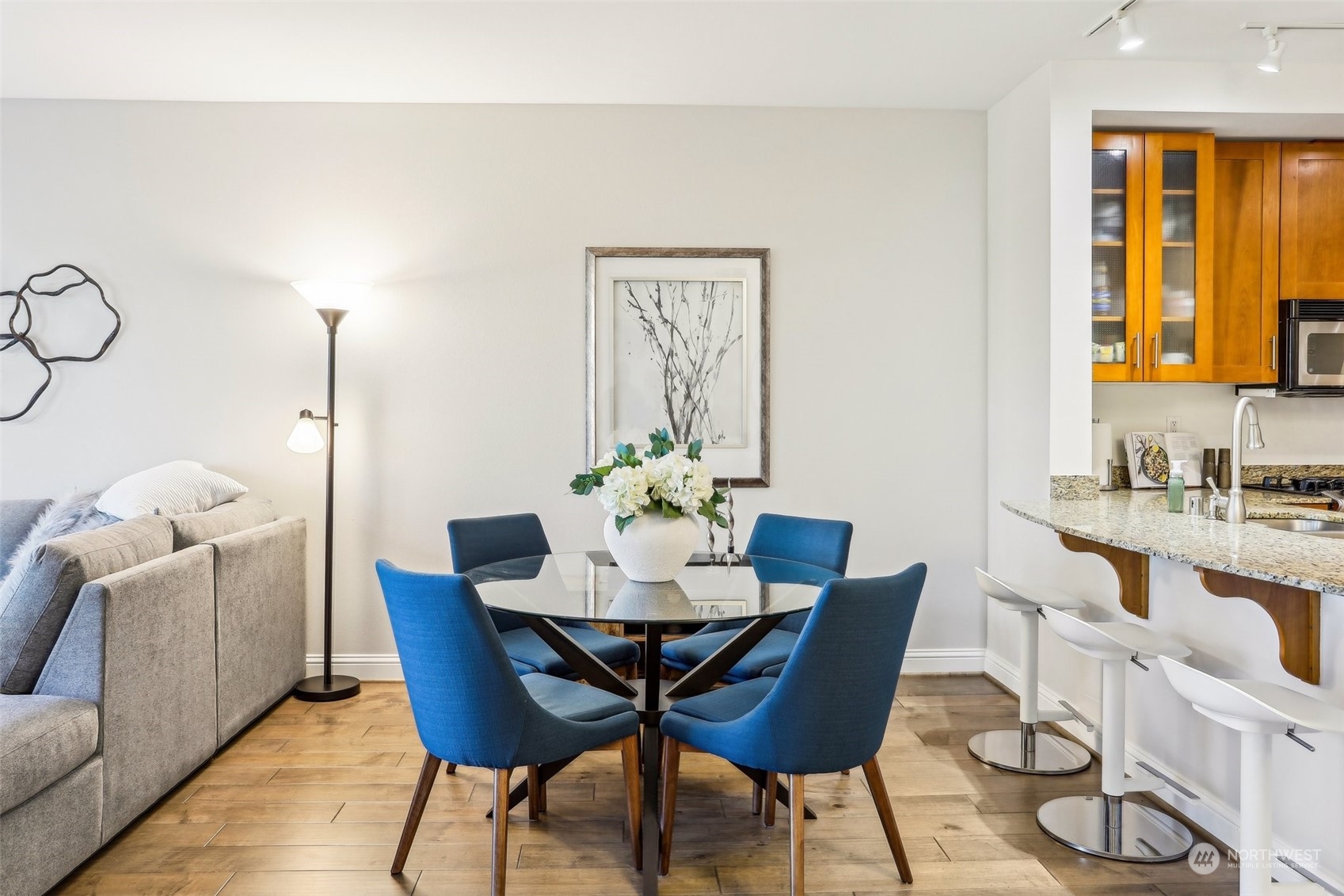 18707 SE Newport Way Unit: 205