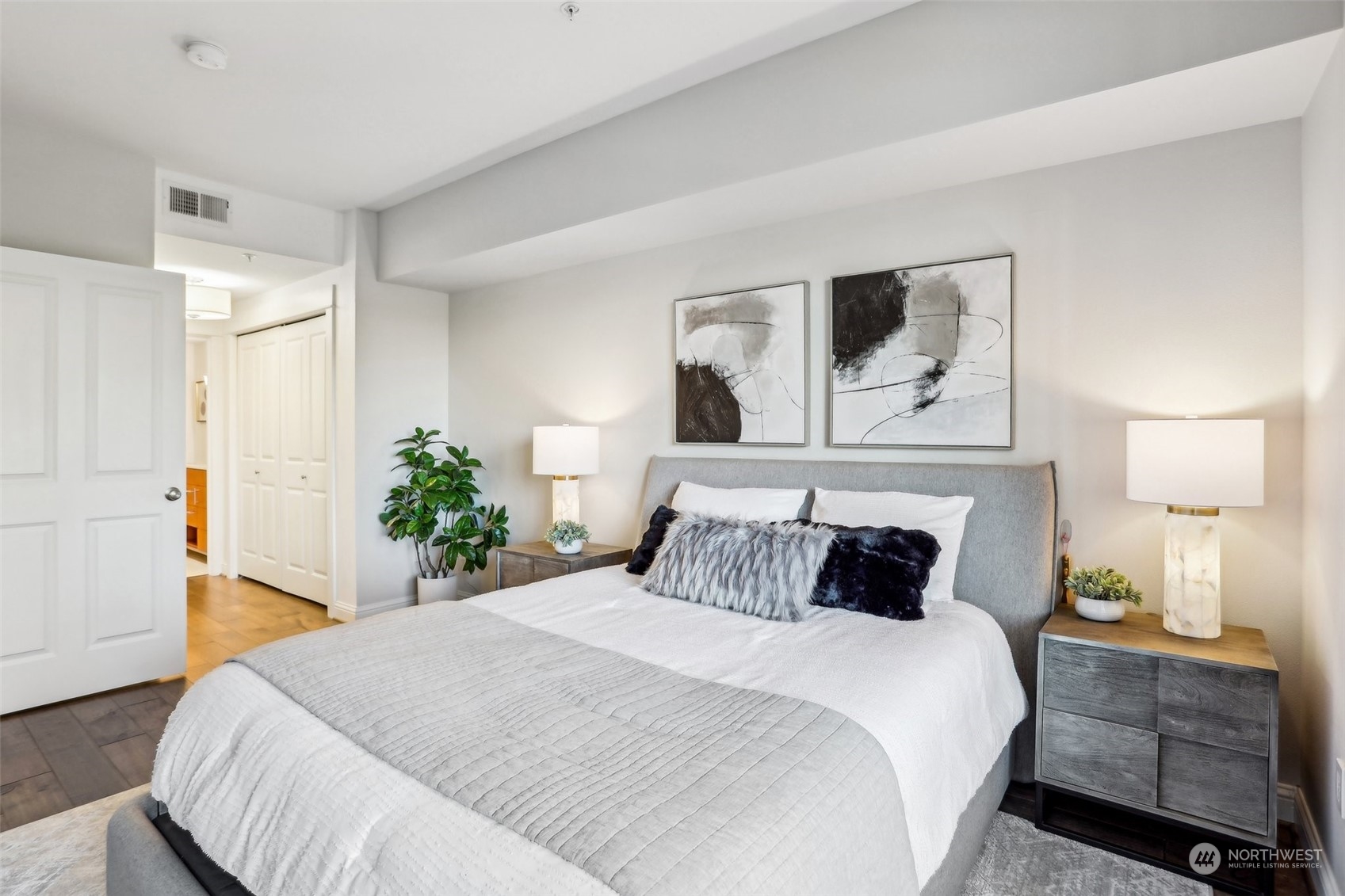 18707 SE Newport Way Unit: 205