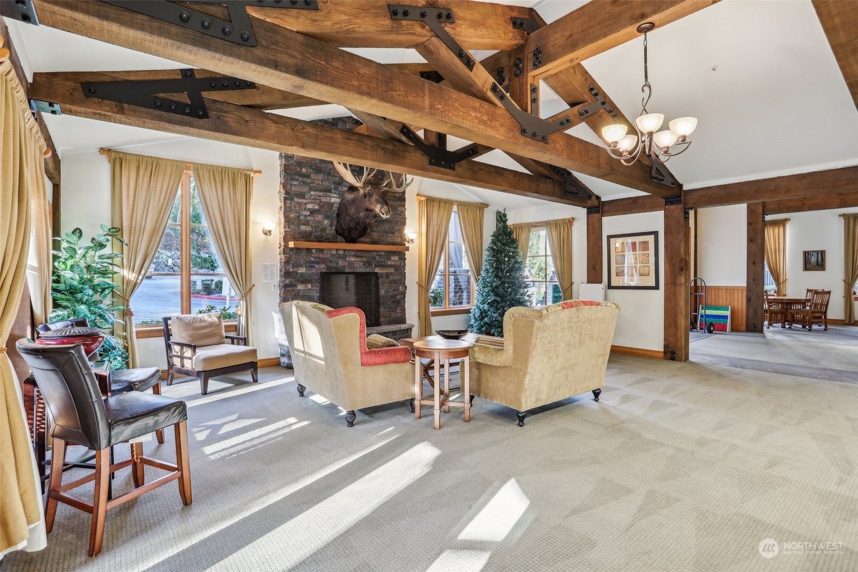 18707 SE Newport Way Unit: 205