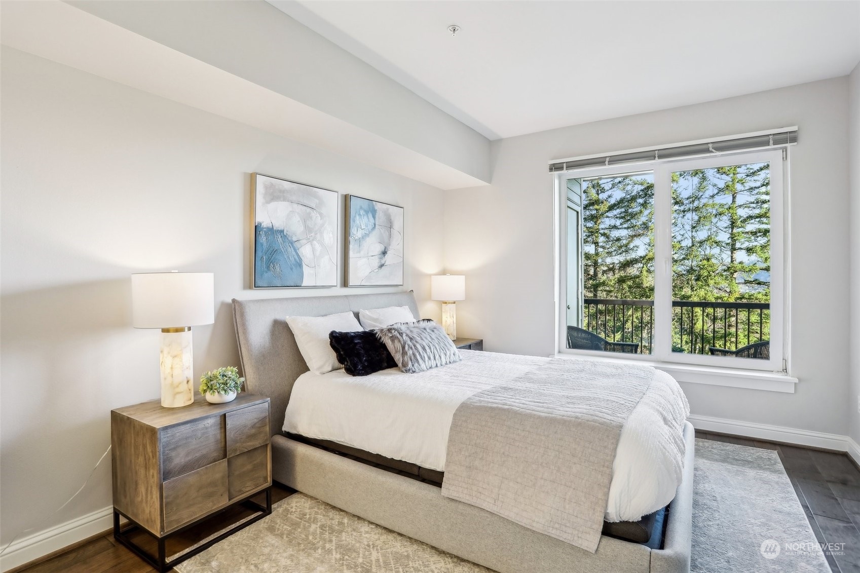 18707 SE Newport Way Unit: 205
