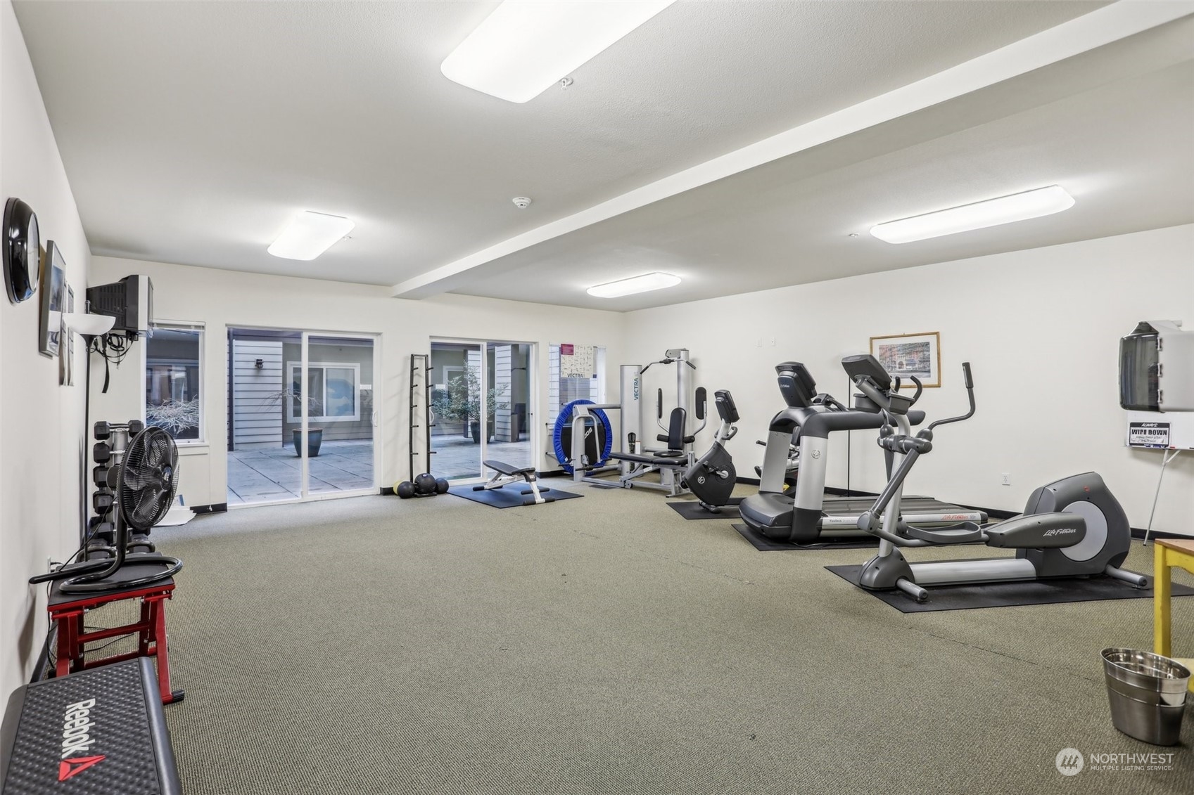 18707 SE Newport Way Unit: 205