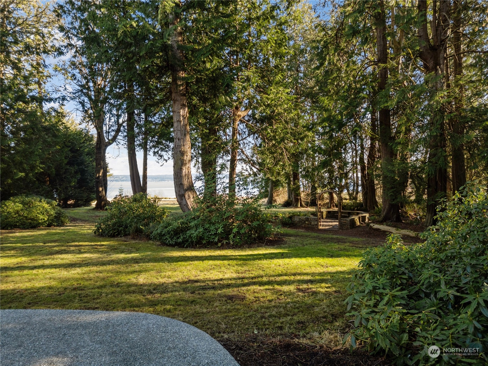 1124 Schwartz Road