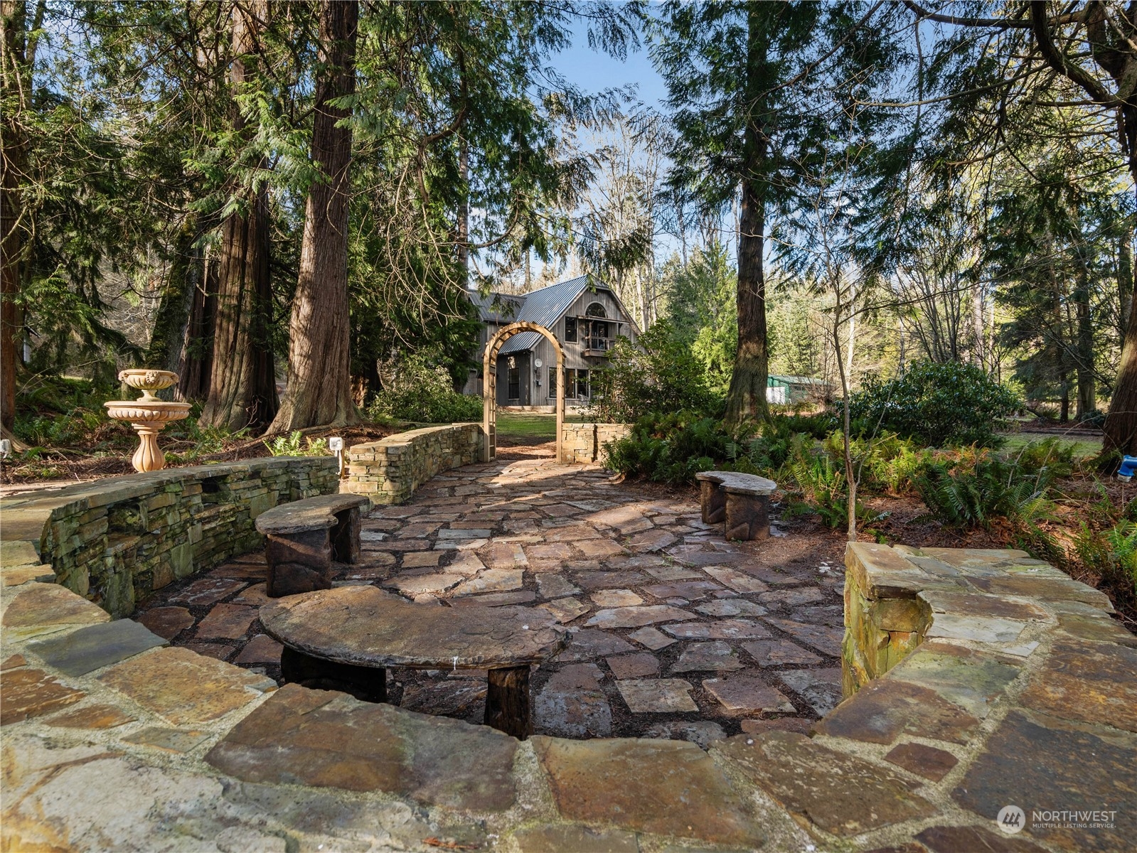 1124 Schwartz Road