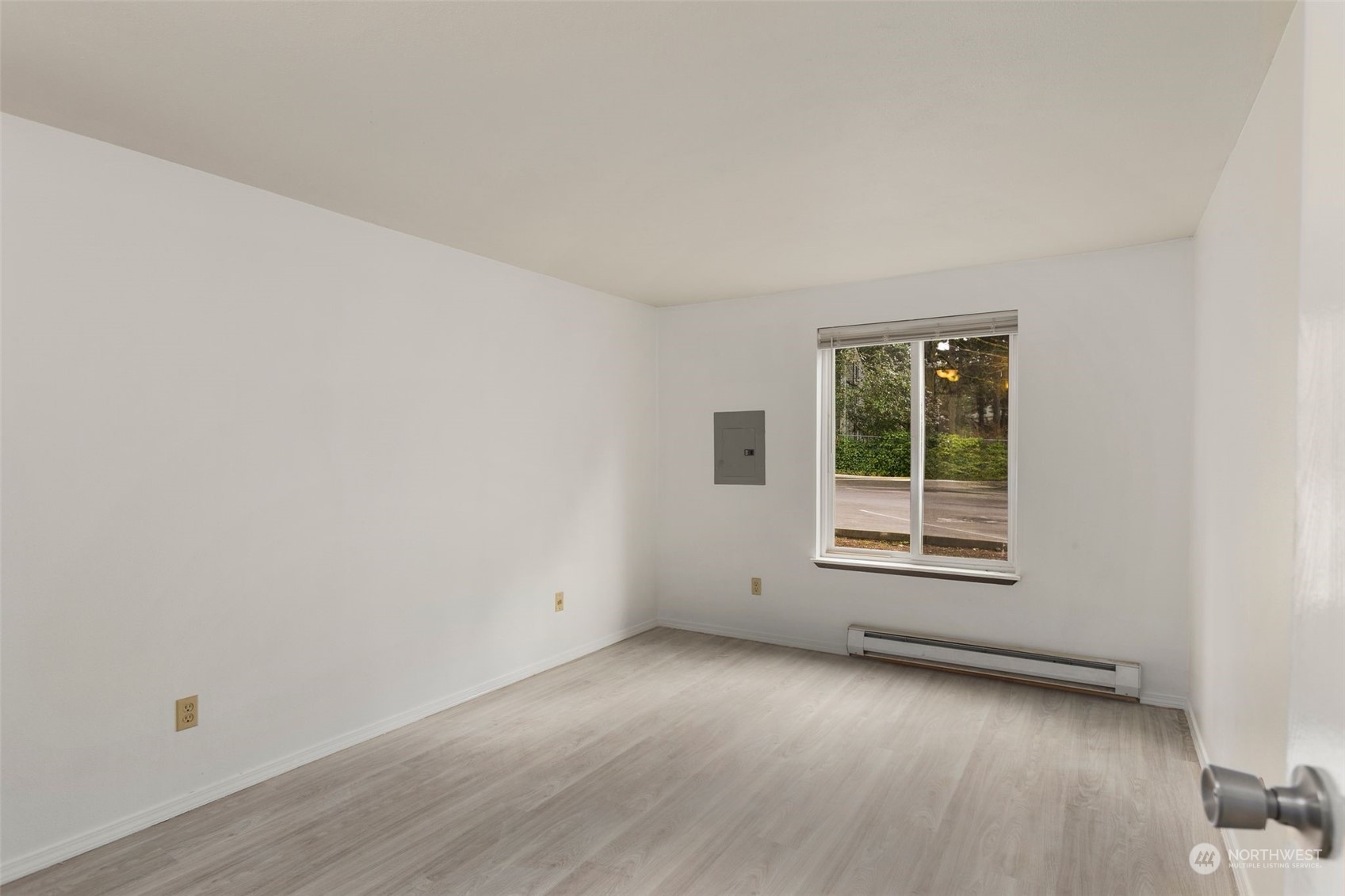 14450 NE 31st Street Unit: J105