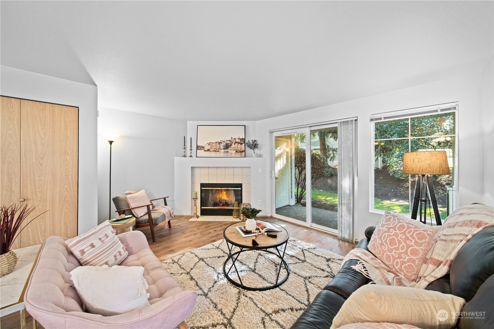 5415 S 234th Street Unit: 6-4