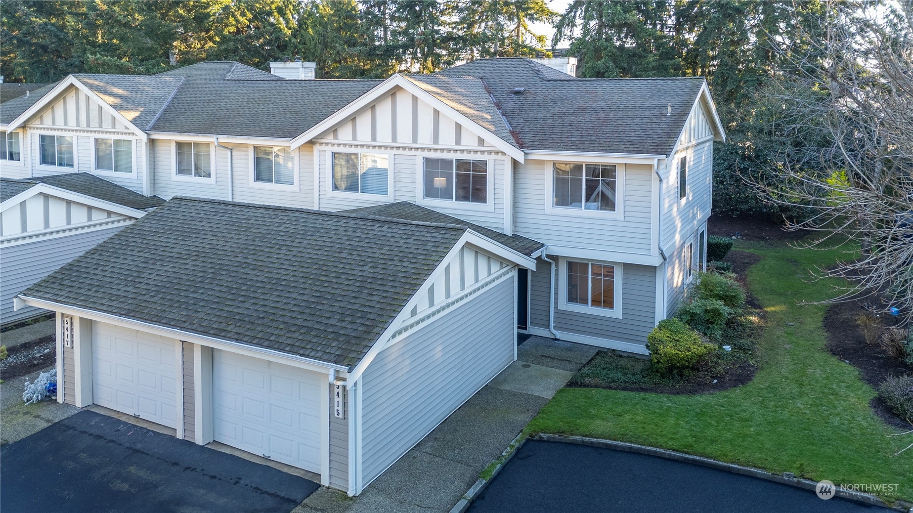 5415 S 234th Street Unit: 6-4