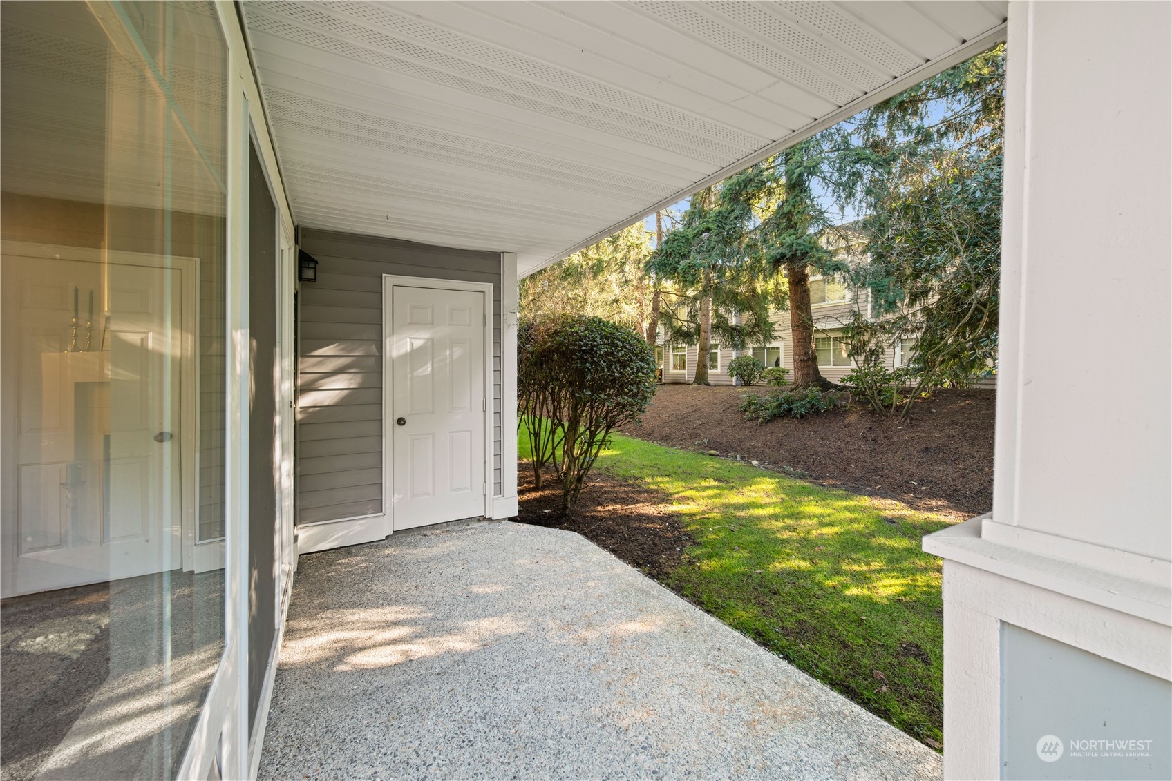 5415 S 234th Street Unit: 6-4