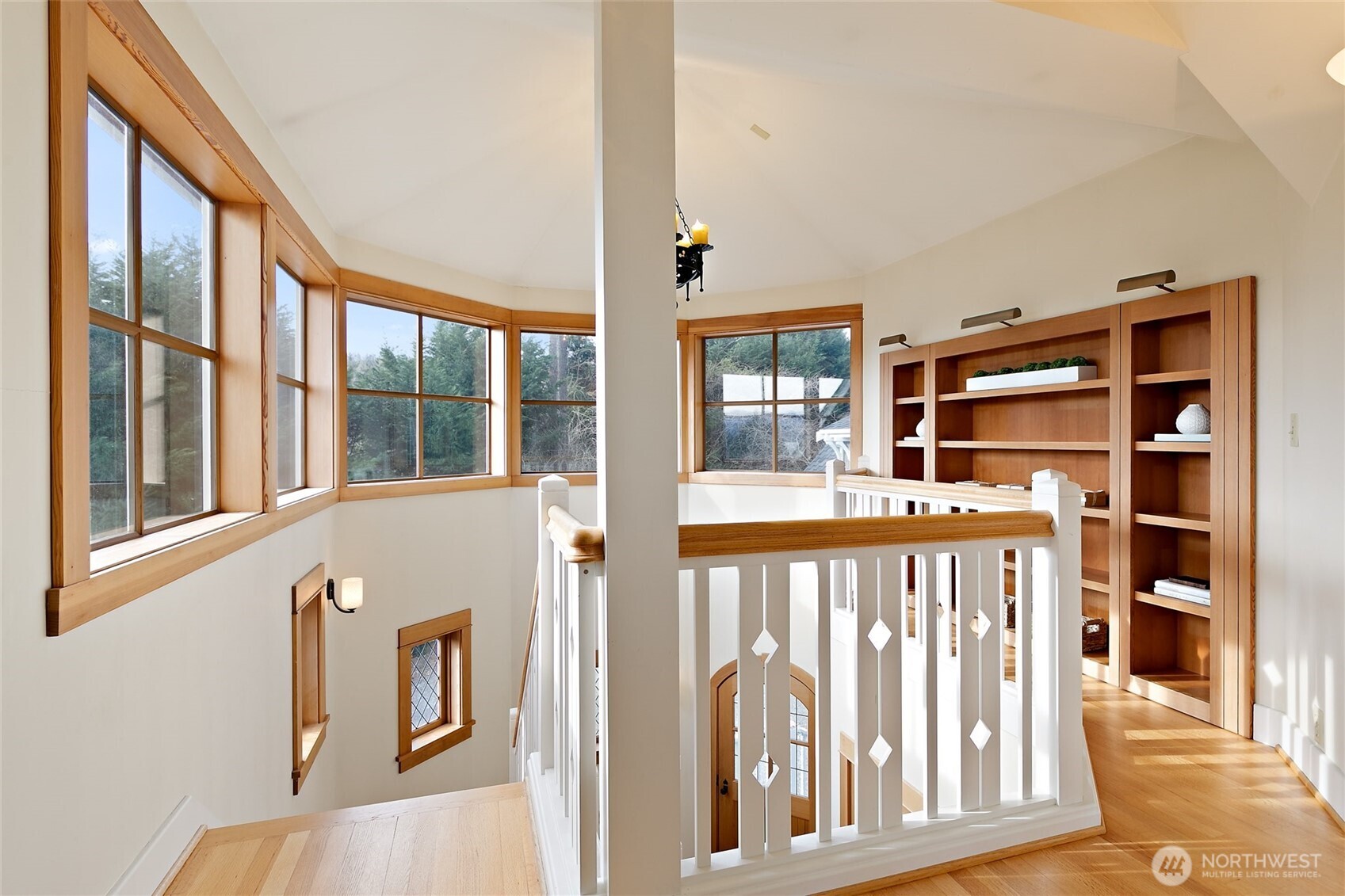 3265 W Lake Sammamish Parkway SE