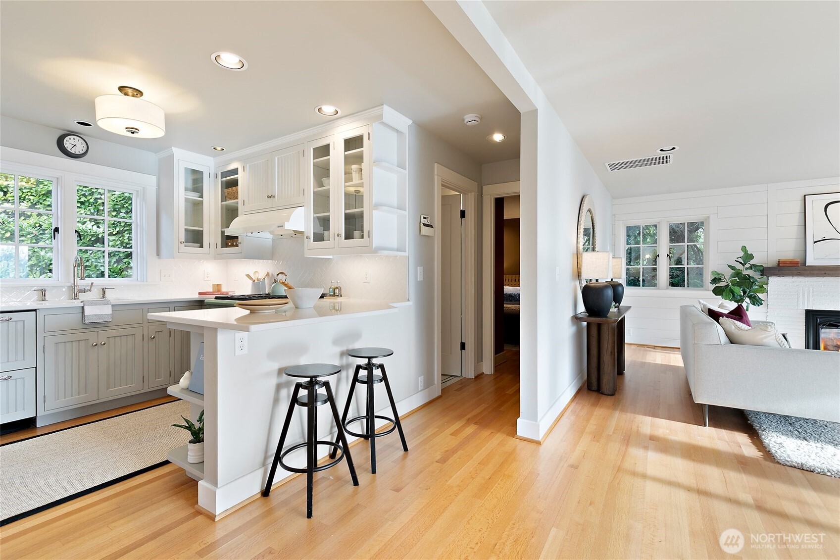 3265 W Lake Sammamish Parkway SE