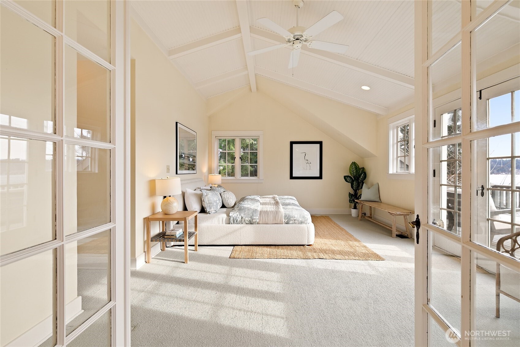 3265 W Lake Sammamish Parkway SE