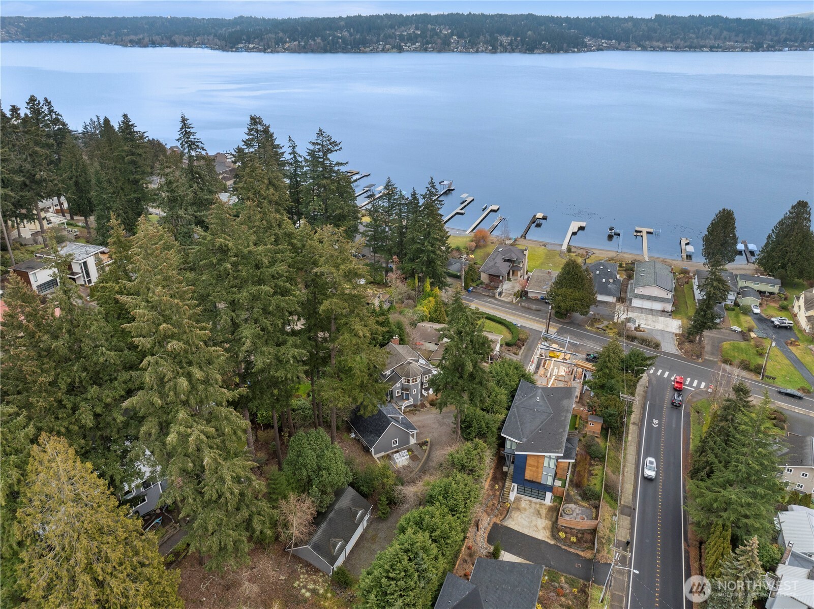 3265 W Lake Sammamish Parkway SE