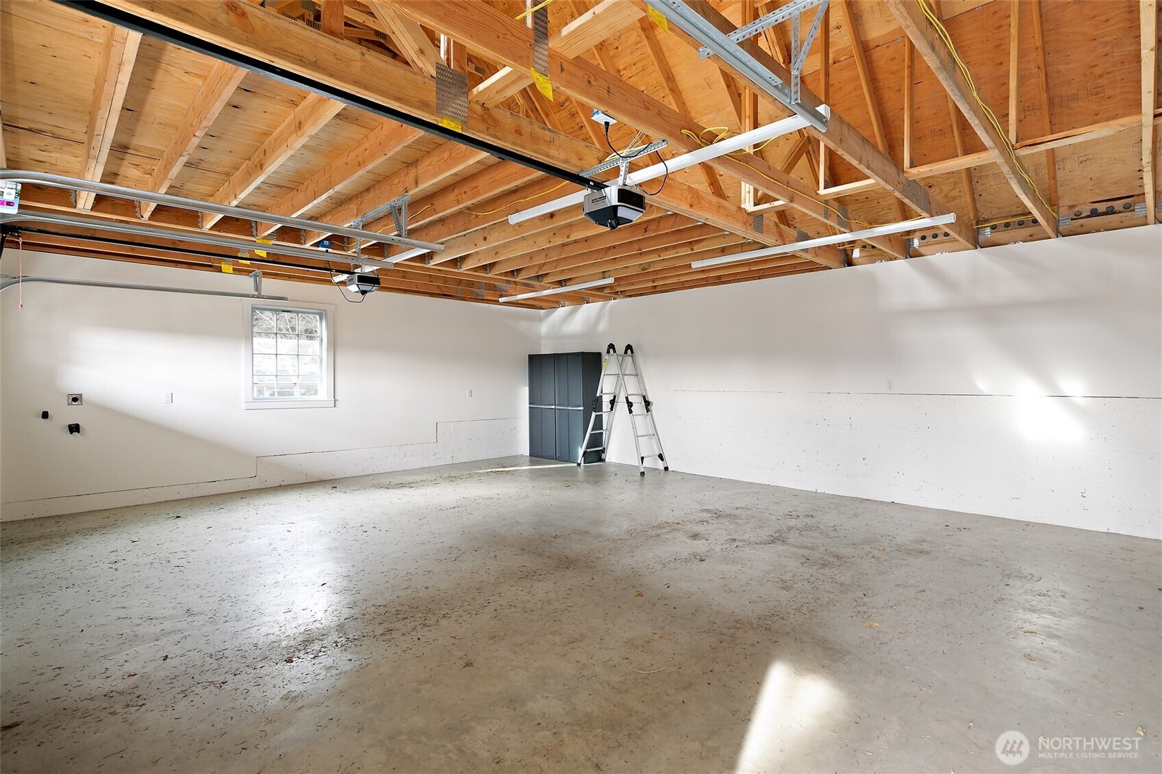 3265 W Lake Sammamish Parkway SE