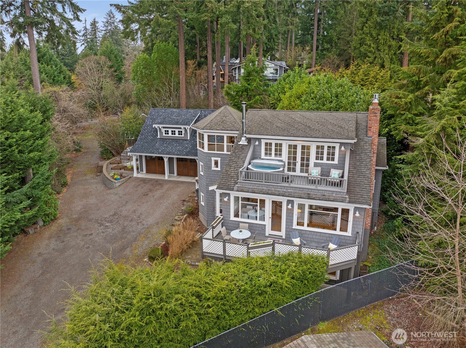 3265 W Lake Sammamish Parkway SE