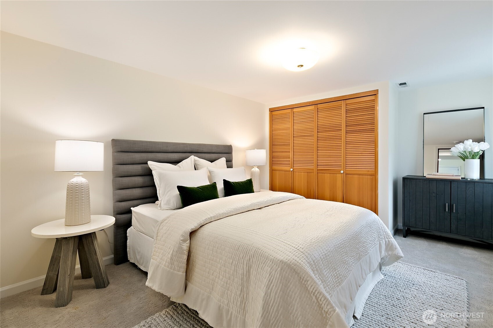 3265 W Lake Sammamish Parkway SE