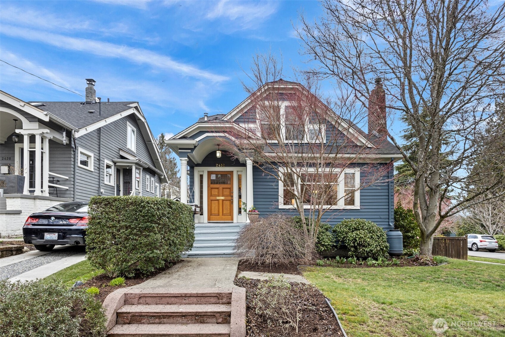 2432 E Calhoun Street