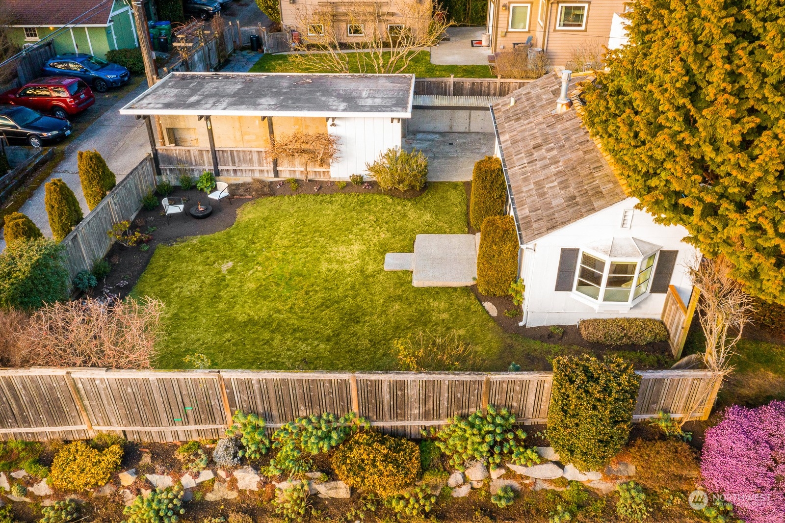 3201 29th Avenue W