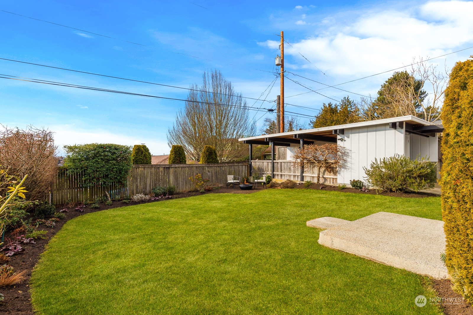 3201 29th Avenue W