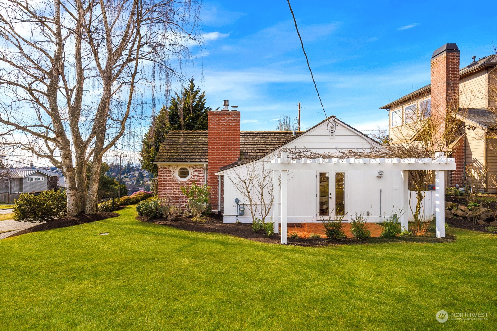 3201 29th Avenue W