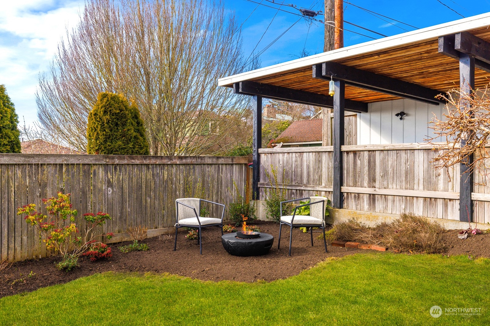 3201 29th Avenue W