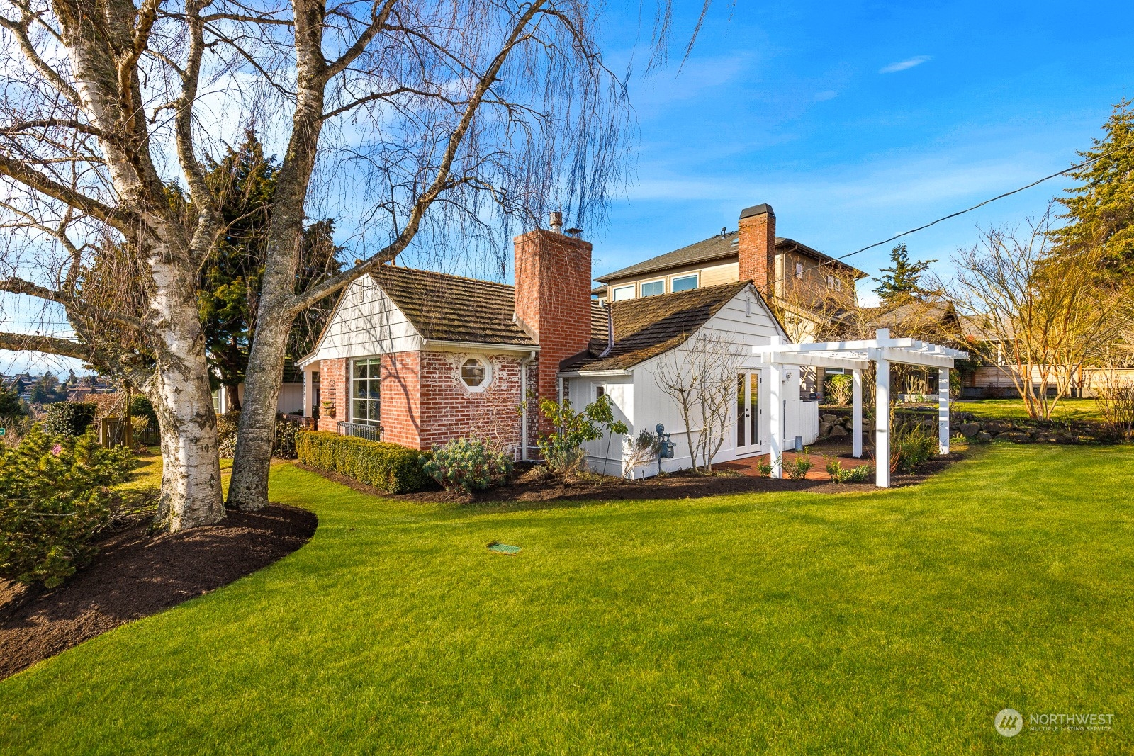 3201 29th Avenue W