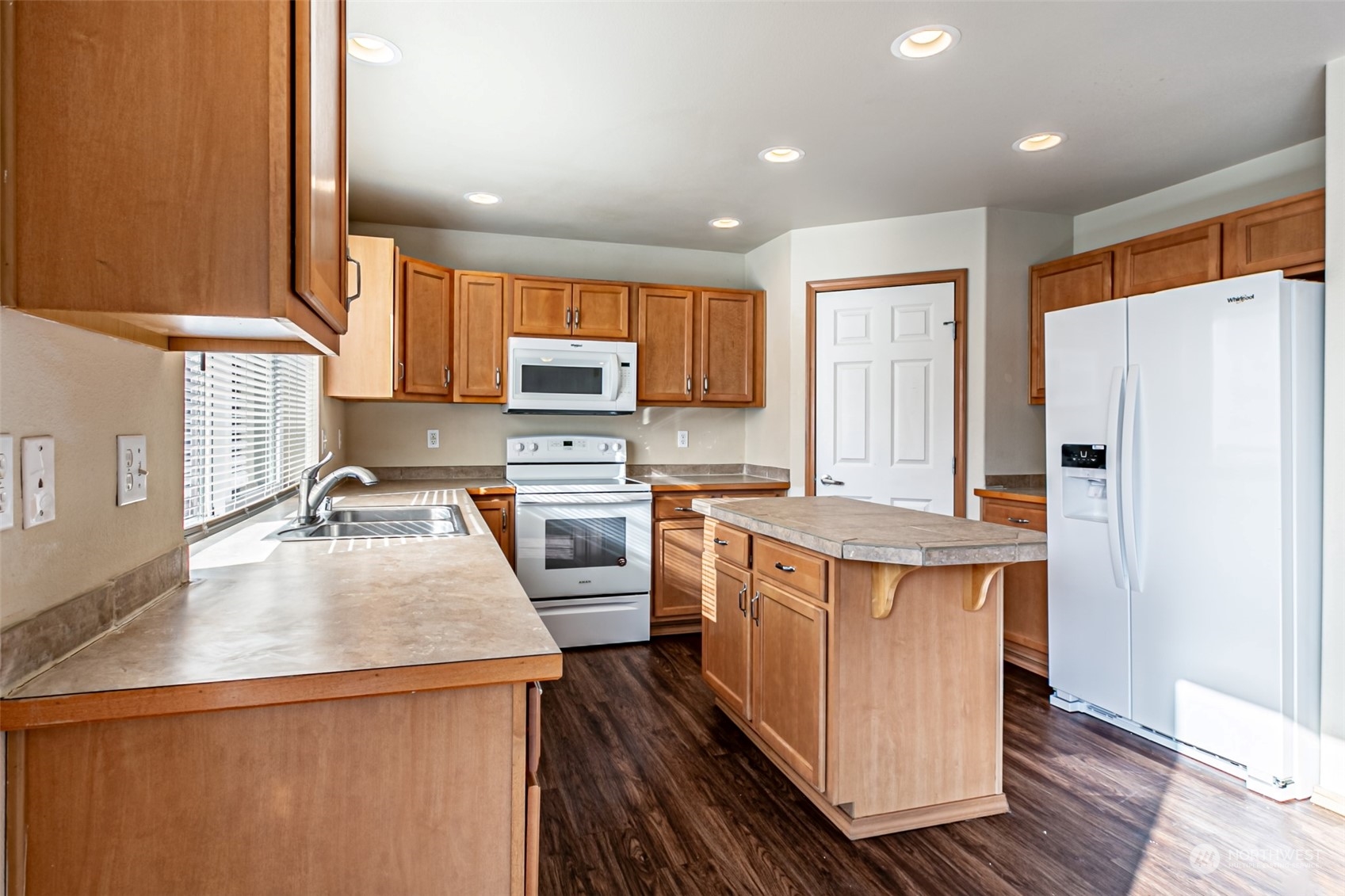 8416 205th Street Ct E