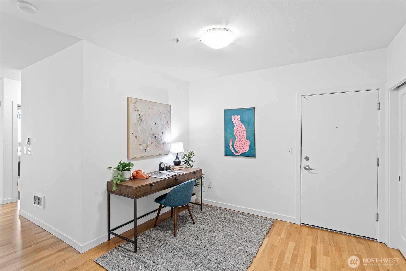 3104 Western Avenue Unit: 302