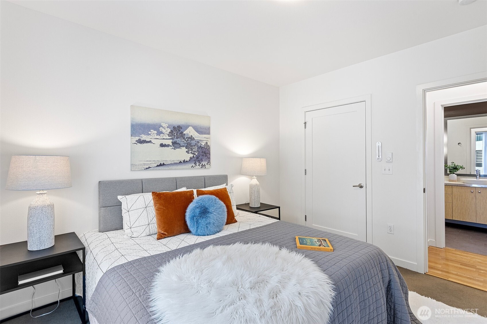 3104 Western Avenue Unit: 302
