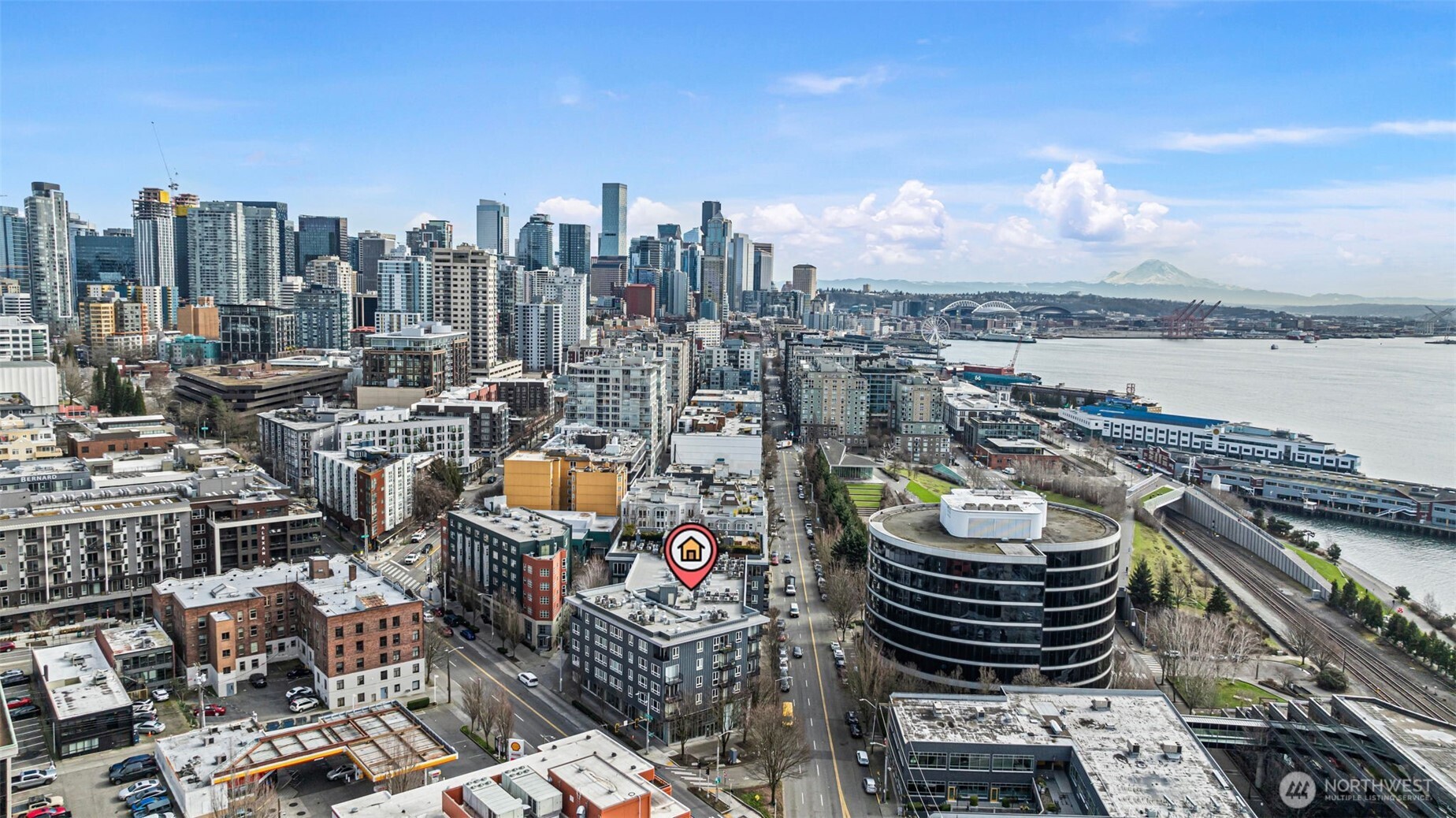 3104 Western Avenue Unit: 302