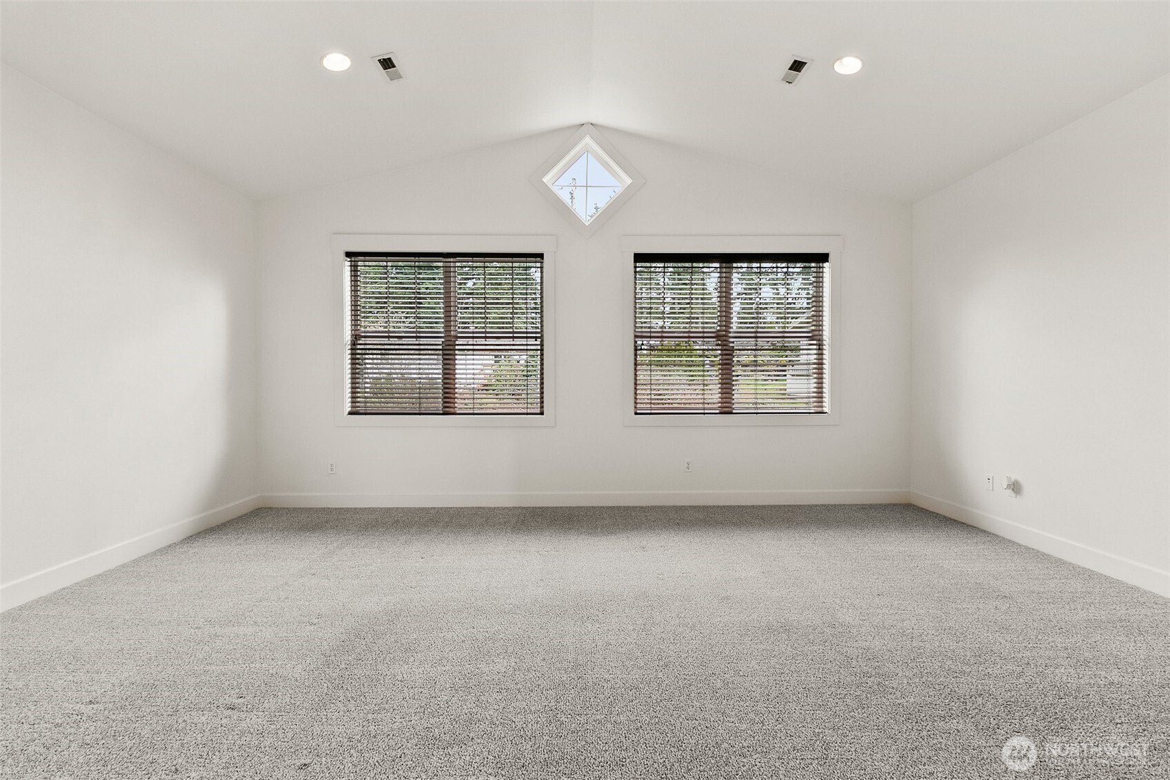 1310 N 27th Court
